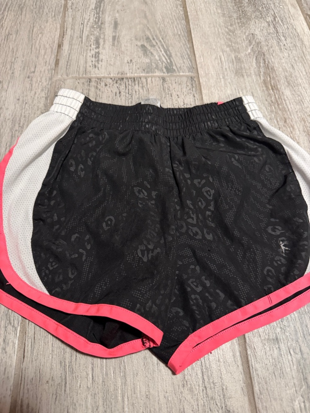 Danskin Now Girls Black Athletic Shorts with Pink Trim 7-8